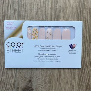 Color Street Bee You Nail Strips